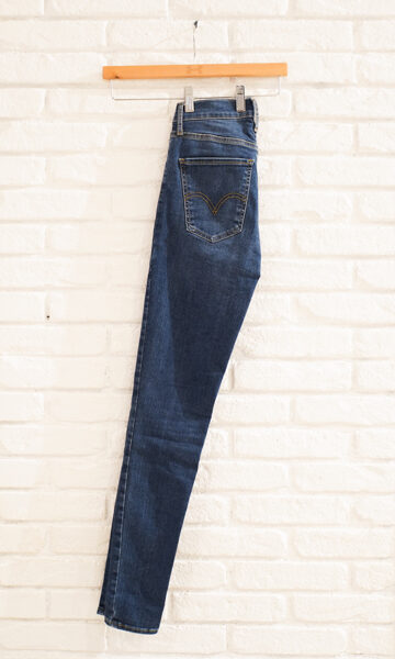 Levis mile high super skinny jeans