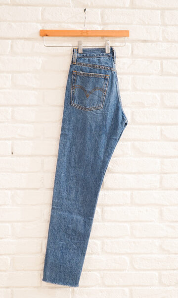 Levis wedgie jeans