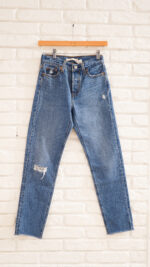Levis wedgie jeans